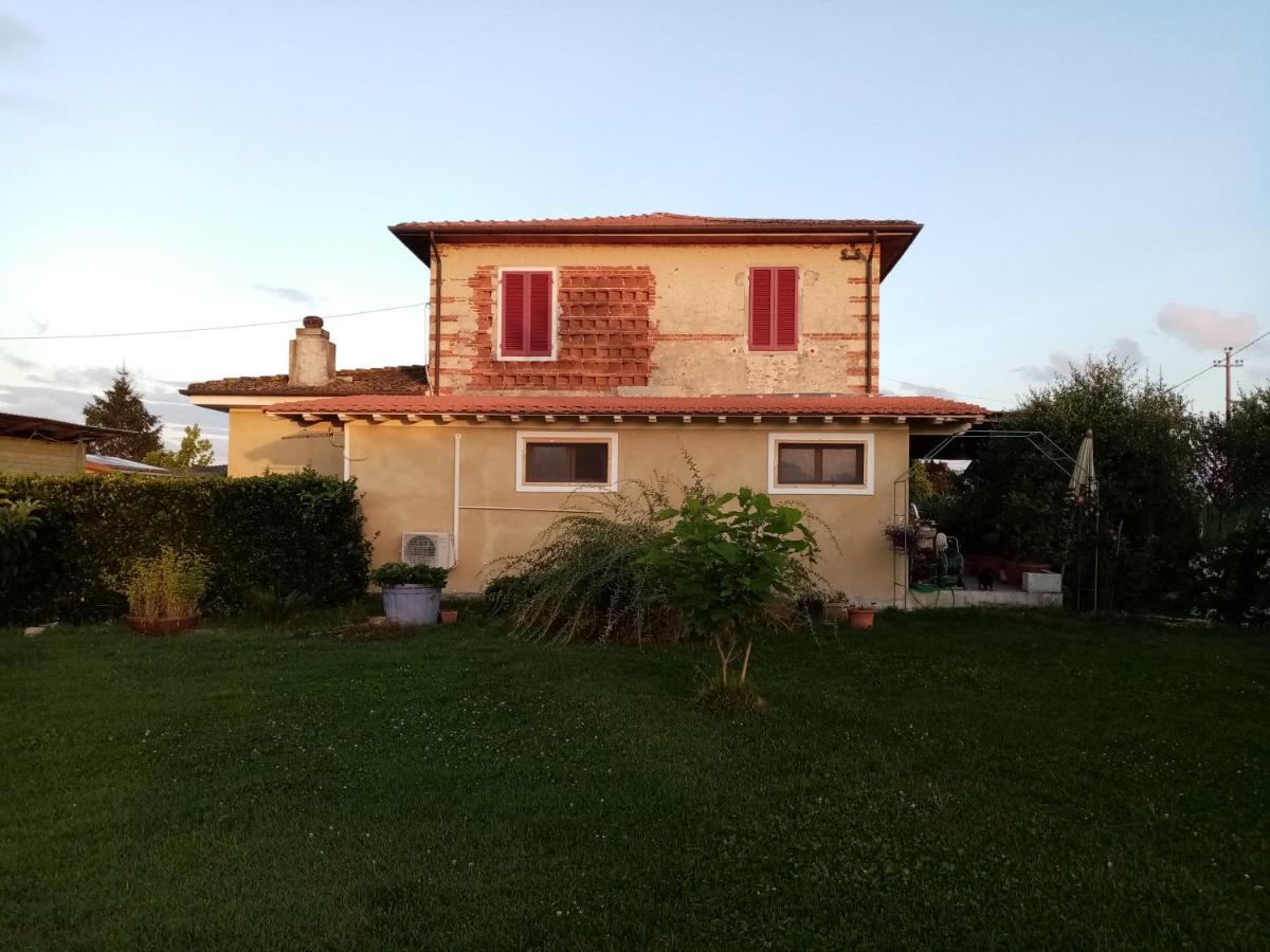 Vecchio Casale Margherita Camaiore Esterno foto
