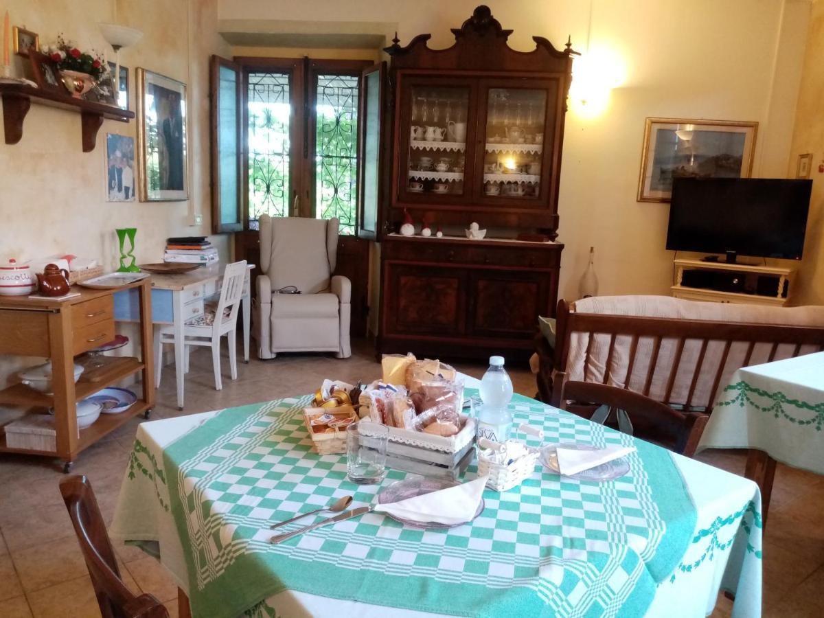 Vecchio Casale Margherita Camaiore Esterno foto